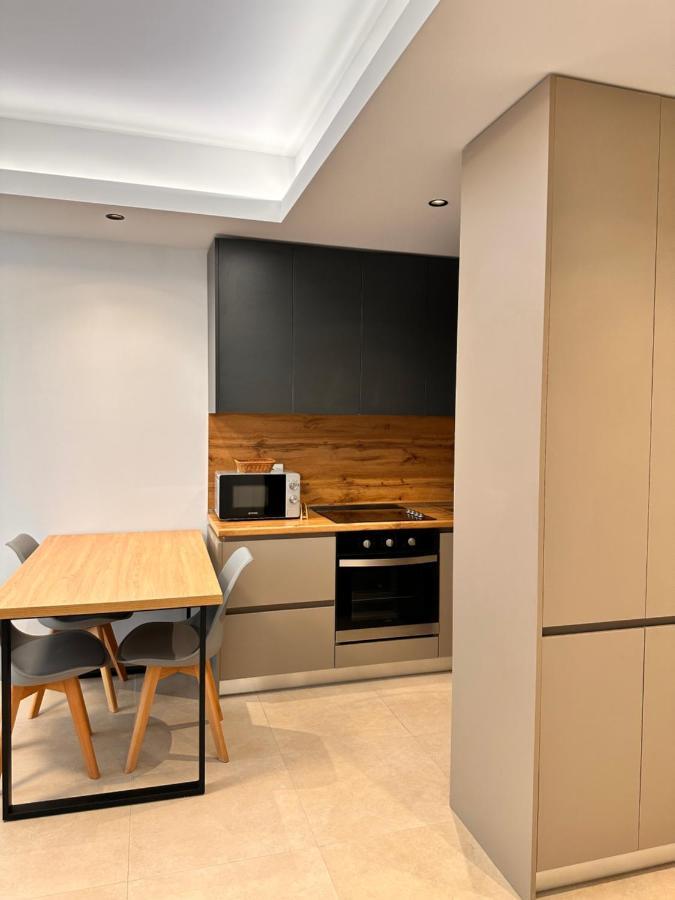 Noon Apartment Tirana